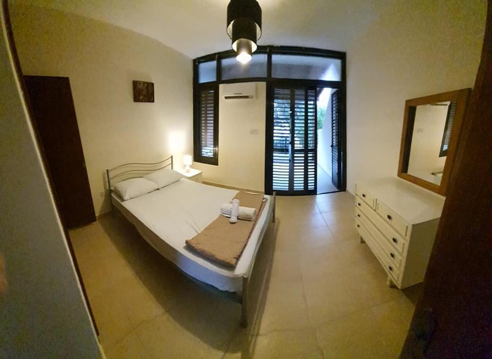 Lovely 2 Bedrooms In The Tourist Area In Paphos . Εξωτερικό φωτογραφία